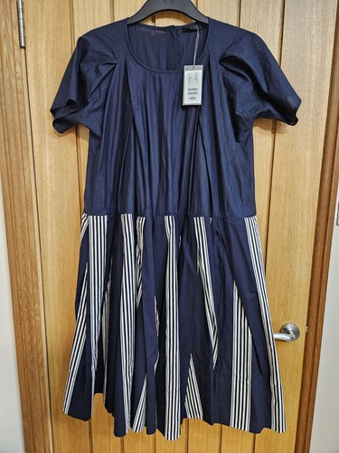 Cos navy white voluminous