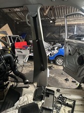 Vw Transporter T5 Front Seat Belts Black