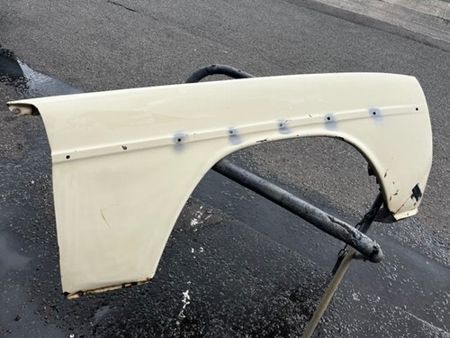 4905 mercedes benz w114 - mercedes-benz,