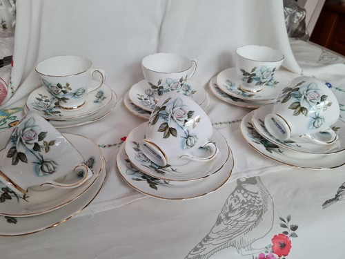 Vintage royal sutherland - royal, china