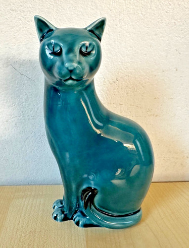 Poole pottery cat - poole, in