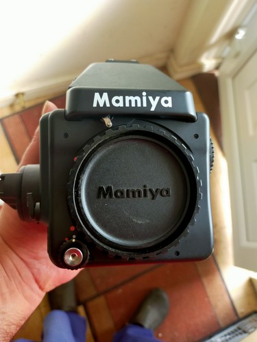 Mamiya 645e body medium - body, format