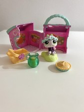 1873 Ladybug With House And Accessories Sunshine Picnic Littlest Pet Shop Lps