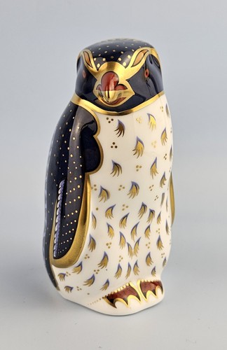 Royal crown derby rockhopper - royal,