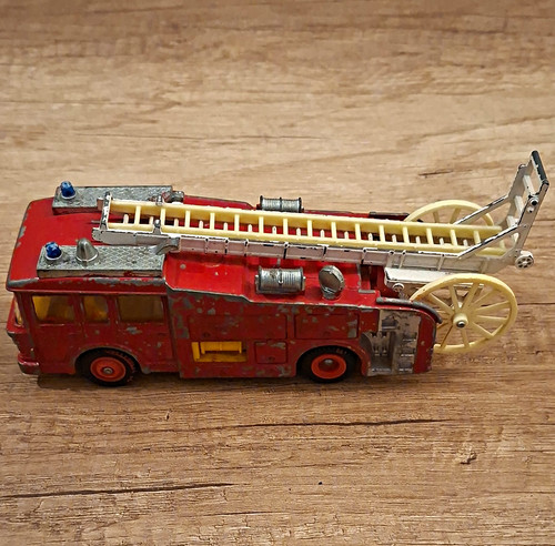 Dinky toys raf fire tender - raf,