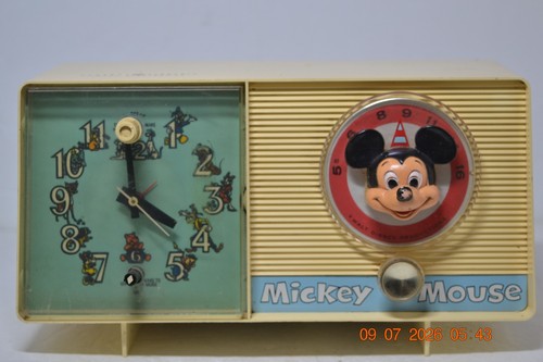 Vintage 1960 mickey mouse - vintage, 1960's