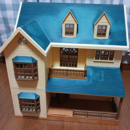 Sylvanian families green hill - sylvanian,