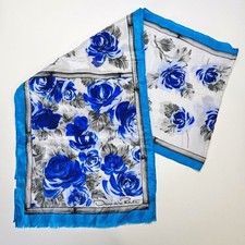 VINTAGE Oscar de la Renta 100% Silk Blue Floral Rectangle Scarf Made in Japan