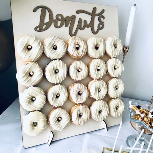 Donut doughnut wall - wall, stand