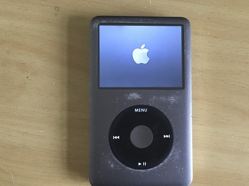 Apple ipod classic 160gb - apple,