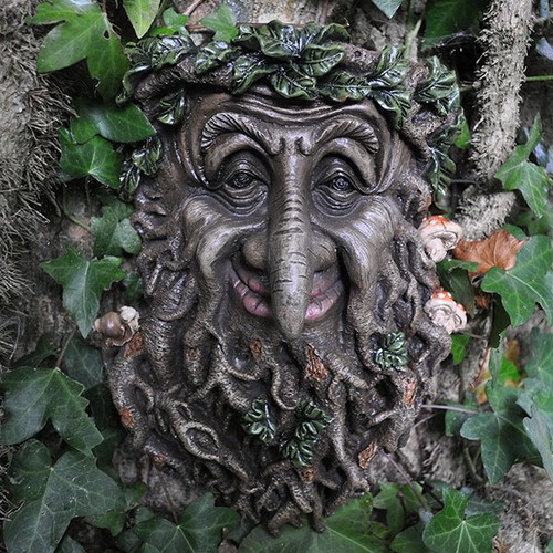 Large wise tree man garden - wise,