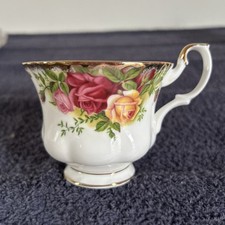 Royal Albert Old Country Roses