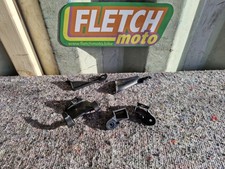 98-2000 YAMAHA R1 4XV ASSORTED PLASTIC BRACKETS MOUNTING HARDWARE