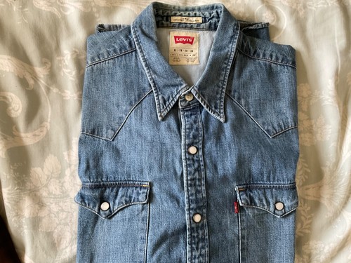 Levi red tab - red,