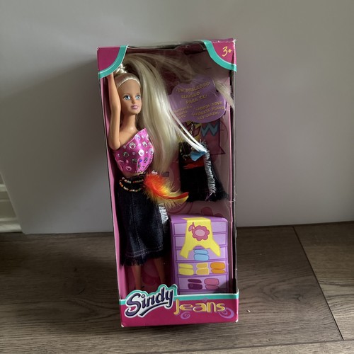Sindy jeans doll 2001 - jeans,