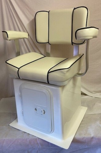 White captains boat - white, seat