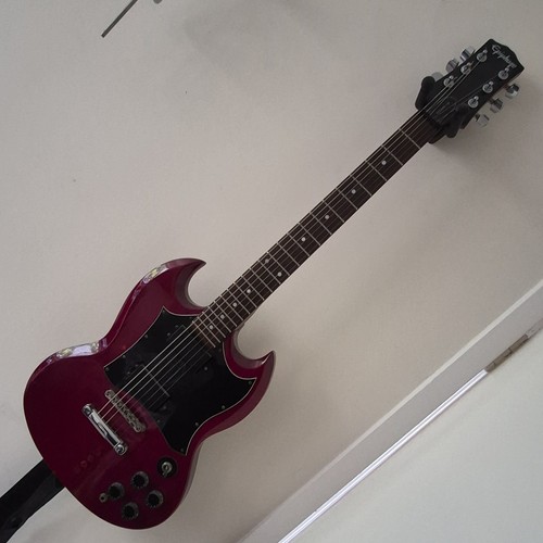 Epiphone red solid body - sg,