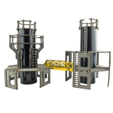 WWG Industry of War Refinery 2