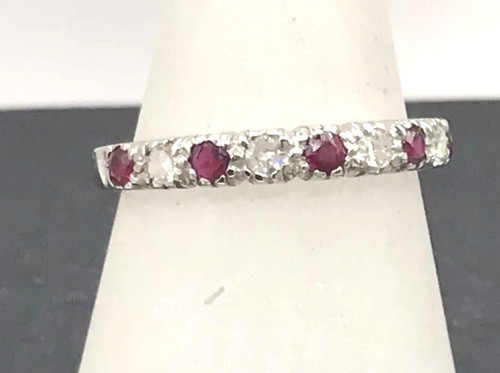 18ct white gold ruby - , diamond