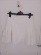 Women's Pleated White Polyester Skirt with Zip and Satin Material Size 10