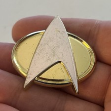 NOTE WELL USED Plastic pin