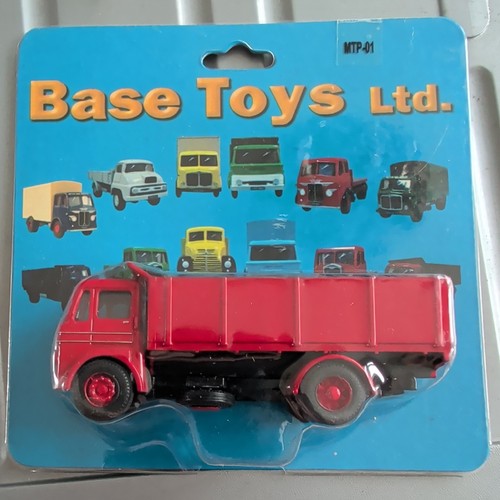 Base toys leyland beaver - base,