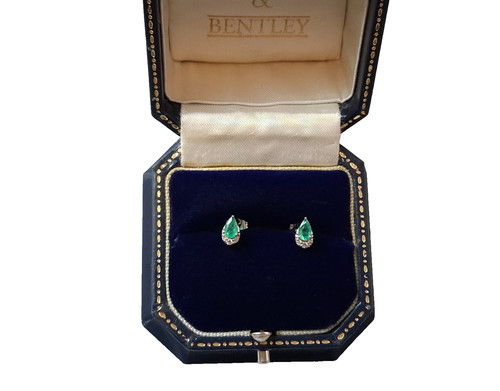 Emerald and diamond earrings - diamond,