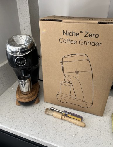 Niche zero black - black, uk