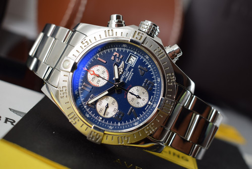 Breitling a13381 avenger 11 - breitling,