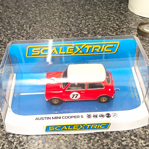 Scalextric c4154 austin mini - scalextric,