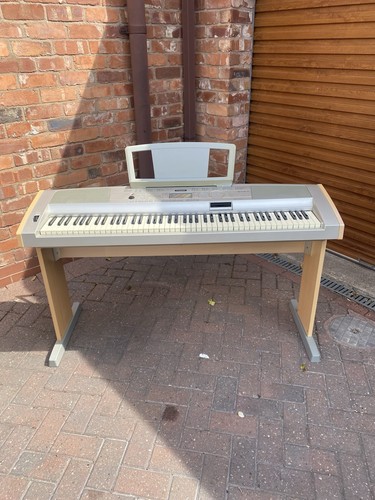 Yamaha portable grand piano - yamaha,