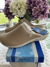 Fly Flot Mules Size 7 Beige