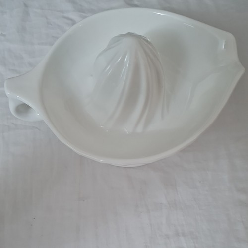 Maxwell williams basic white - &,