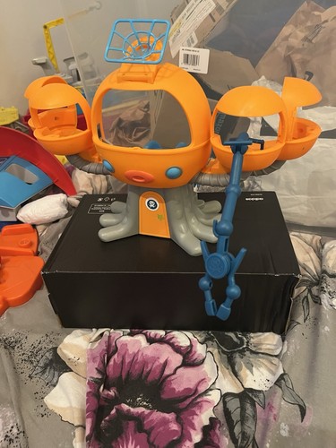 Small octopod with assesories - octopod,
