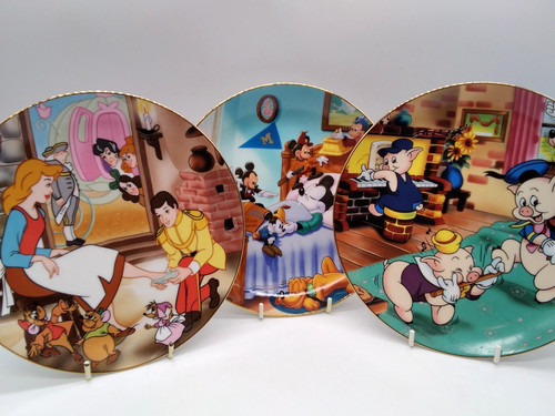 Disney presentation plates - 3,