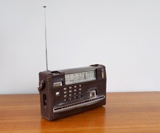 BELAIR Vintage '8' Transistor