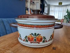 Retro Vintage Enamel Ware