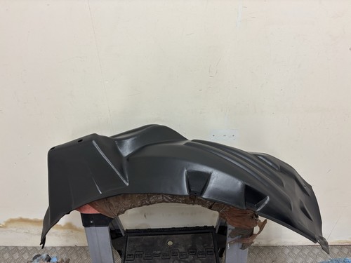 Mitsubishi l200 wheel arch - wheel,
