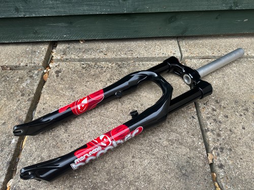 Marzocchi forks bomber 44 - 26",