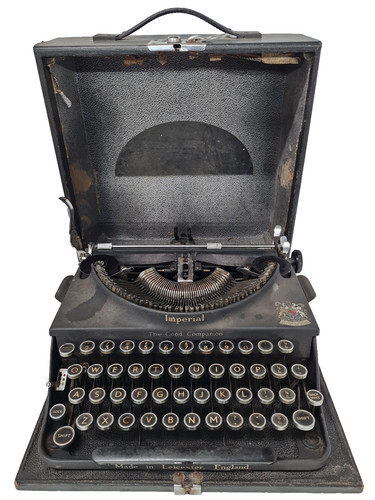 Typewriter imperial good - imperial,