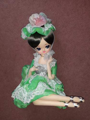 Bradley japanese pose - ,
