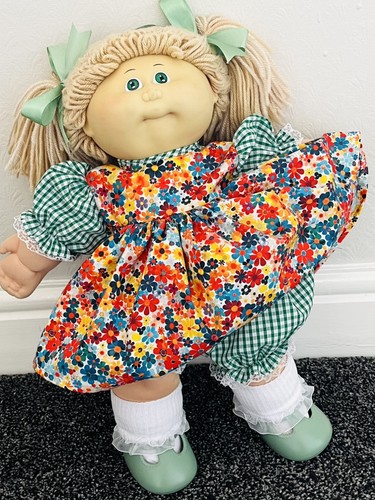 Cabbage patch tiny tears dolls - tears,