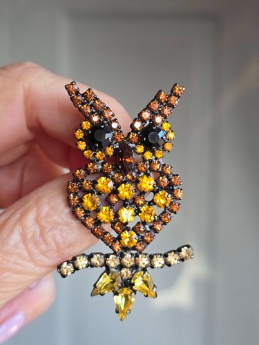 Sweet vintage prong set - sweet,