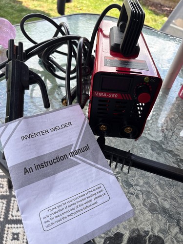 Inverter welder new box - new,