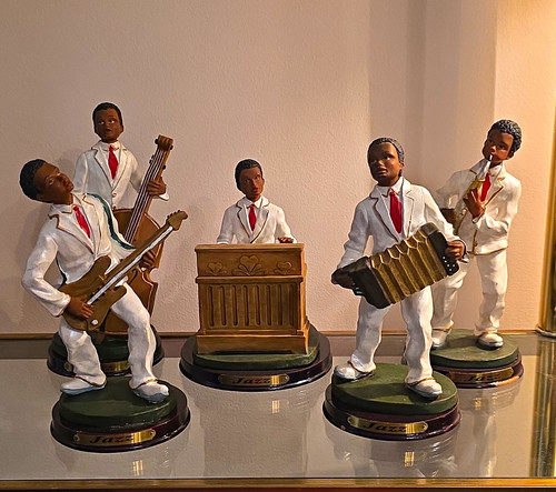 Hand painted resin jazz - resin,