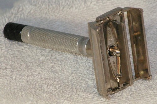 Gillette black tip super - gillette,