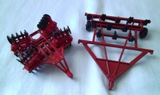 Vintage ERTL 1983  Plow Cultivator & 1974 wing disc harrow 1:64 scale