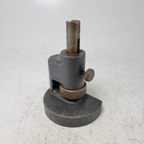 Dividing head centre rest - head,