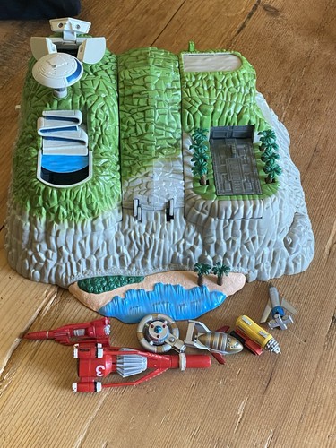 Bandai thunderbirds tracy - thunderbirds,