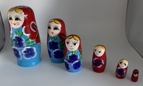 Russian wooden dolls hand - dolls,